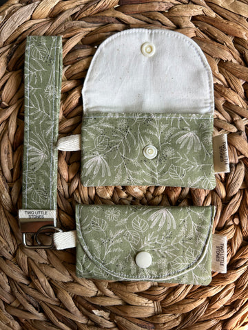 Sage Leafy Card Holder