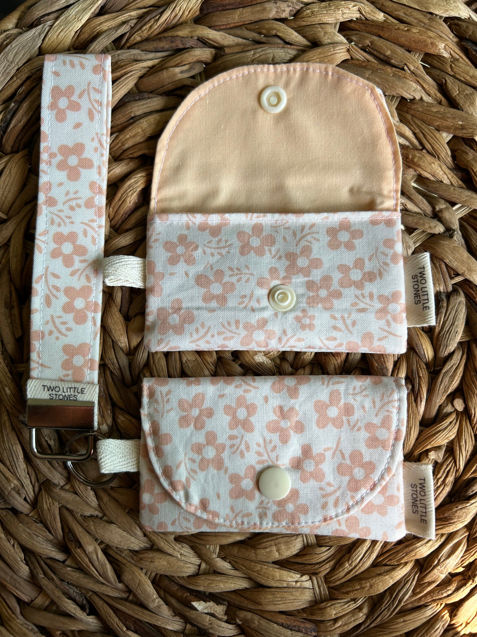 Peachy Floral Card Holder