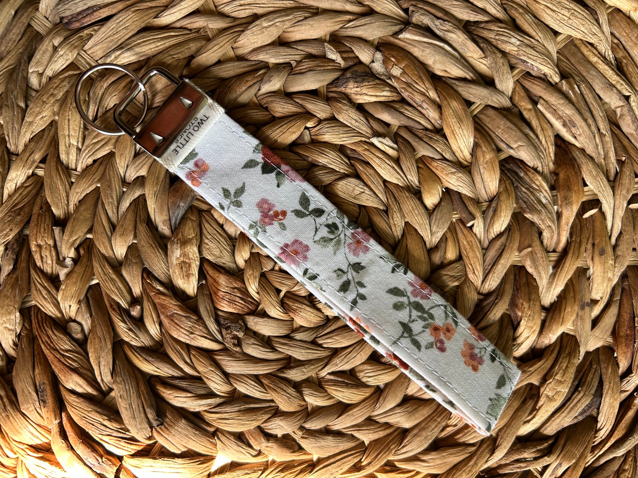 White Floral Wristlet Keychain